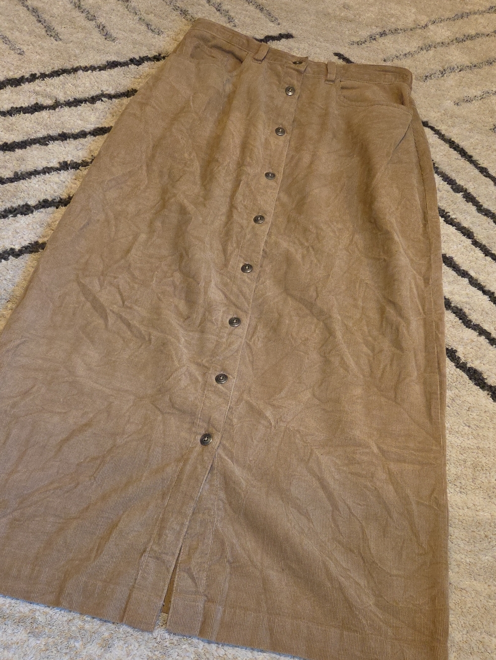 Bobbie Brooks Button-Front Midi Skirt in Light Brown